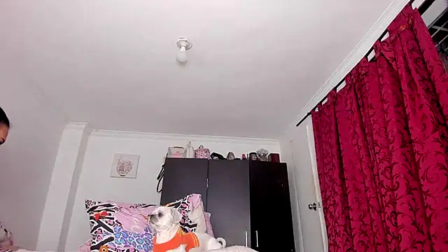 Snapshot of AlondraDiossa03 chatting on January 4, 2025, 11:59 pm AlondraDiossa03 online show from January 4, 2025, 11:59 pm