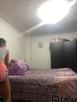 Snapshot of AlondraDiossa03 chatting on January 12, 2025, 6:49 pm AlondraDiossa03 online show from January 12, 2025, 6:49 pm