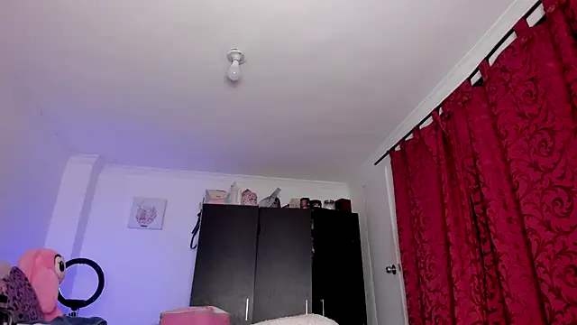 Snapshot of AlondraDiossa03 chatting on January 24, 2025, 11:02 pm AlondraDiossa03 online show from January 24, 2025, 11:02 pm