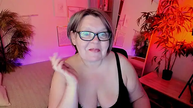 Shannonshine online show from June 7, 2026, 7:45 am