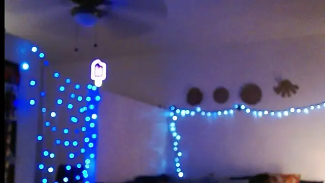 Snapshot of mycock2474u chatting on February 16, 2025, 9:04 am mycock2474u online show from February 16, 2025, 9:04 am
