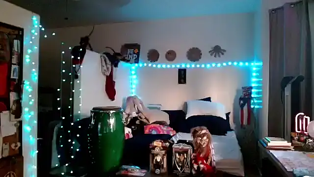 mycock2474u online show from September 27, 2025, 12:59 am