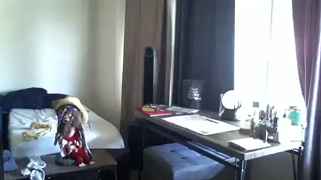 mycock2474u online show from October 12, 2025, 6:18 pm