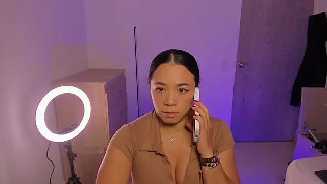 Snapshot of carolgaita chatting on January 25, 2025, 10:29 am carolgaita online show from January 25, 2025, 10:29 am