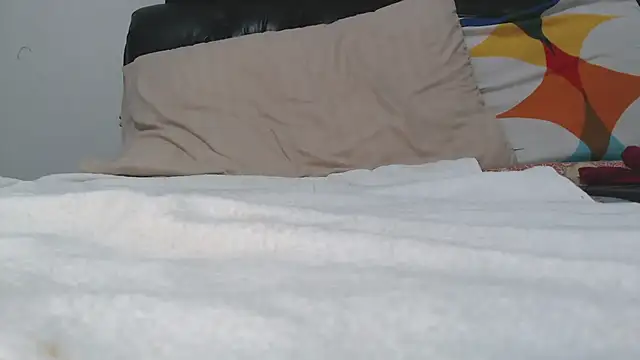 saaramiller online show from January 4, 2025, 6:19 am