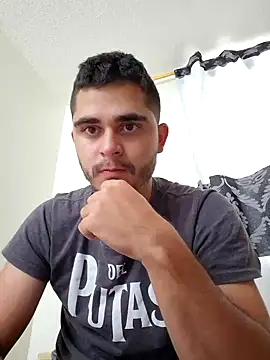 Fuyuichirou online show from February 13, 2025, 5:01 pm