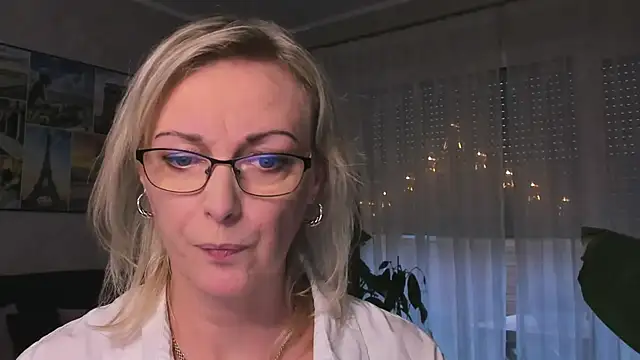 vanessa chat online show from December 5, 2024, 2:22 pm