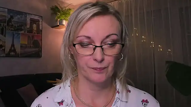 vanessa chat online show from December 10, 2024, 5:33 pm
