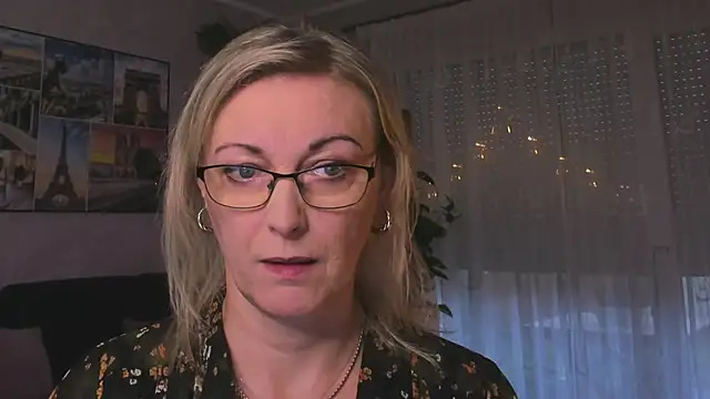 vanessa chat online show from December 30, 2024, 2:19 pm
