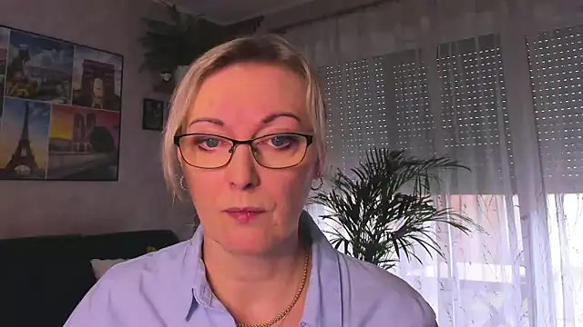 Snapshot of vanessa_chat chatting on March 25, 2026, 2:12 pm vanessa chat online show from March 25, 2026, 2:12 pm