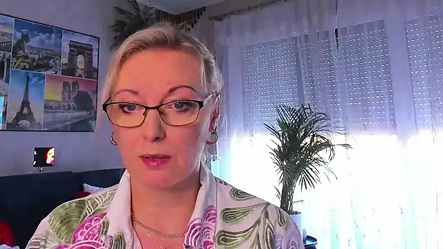 vanessa chat online show from May 25, 2026, 1:17 pm