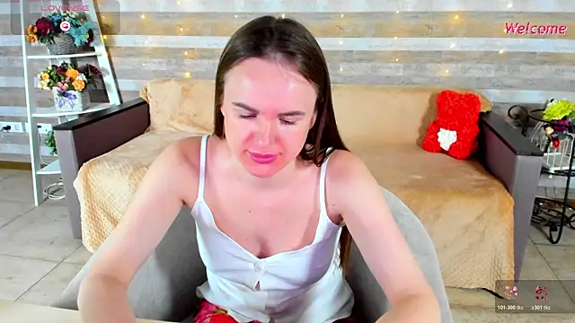SusanSmit online show from June 14, 2026, 2:24 am