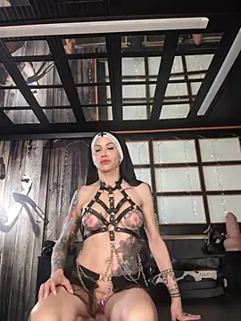 DarkDea online show from May 8, 2026, 10:09 am