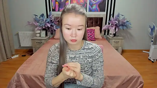 Snapshot of PollyOcean chatting on December 25, 2024, 10:50 am PollyOcean online show from December 25, 2024, 10:50 am