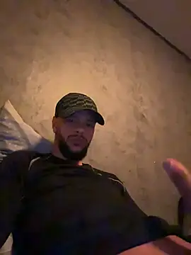 Lionayowe online show from March 17, 2026, 9:29 pm