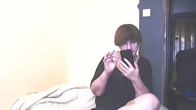 Snapshot of MioritaHard chatting on September 23, 2025, 10:18 am MioritaHard online show from September 23, 2025, 10:18 am