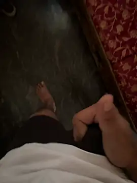 Redry9221 online show from March 13, 2025, 6:26 am