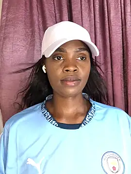 LuciousLips96 online show from January 5, 2025, 2:41 pm