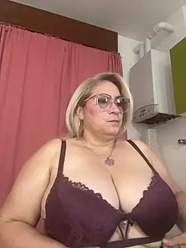 x elena x online show from June 12, 2026, 10:47 am