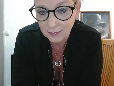 lilie69 online show from March 16, 2025, 6:12 pm