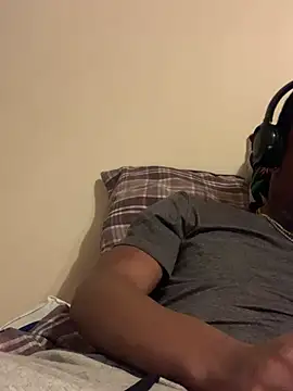 Snapshot of Tristris100 chatting on January 29, 2025, 4:47 am Tristris100 online show from January 29, 2025, 4:47 am