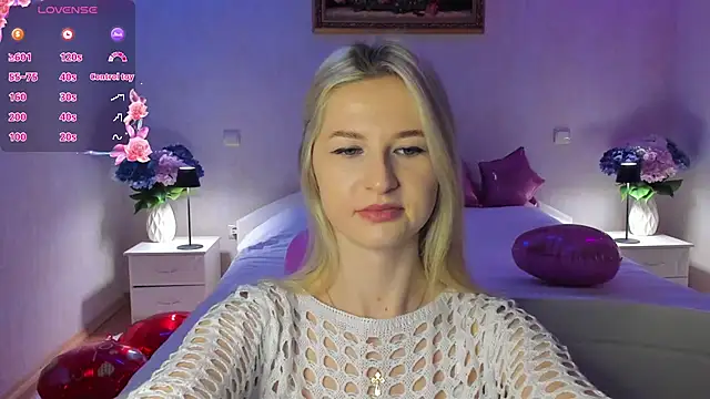 Snapshot of AnnaCarrera chatting on February 10, 2026, 8:57 pm AnnaCarrera online show from February 10, 2026, 8:57 pm