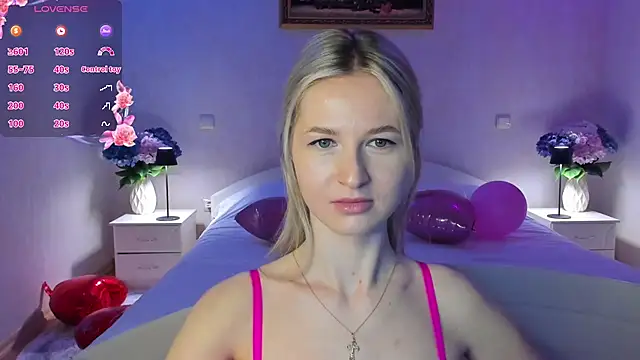 Snapshot of AnnaCarrera chatting on February 11, 2026, 9:20 pm AnnaCarrera online show from February 11, 2026, 9:20 pm