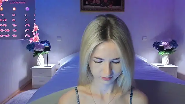 Snapshot of AnnaCarrera chatting on March 3, 2026, 7:09 pm AnnaCarrera online show from March 3, 2026, 7:09 pm