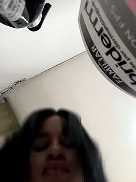 secretgreisy  online show from October 23, 2025, 9:24 pm