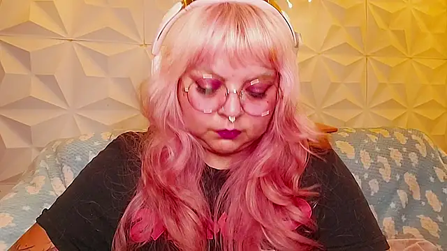 Satyn doll online show from June 5, 2026, 11:10 pm