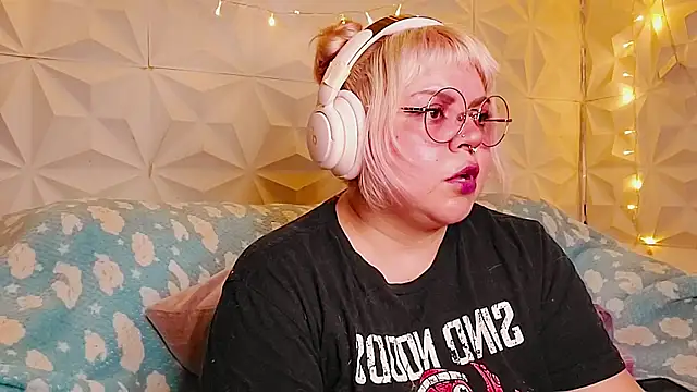 Satyn doll online show from June 14, 2026, 10:12 pm