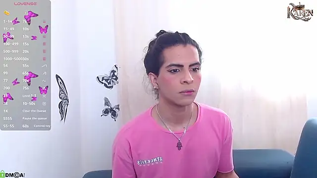 karen sofia  online show from September 18, 2025, 8:22 pm