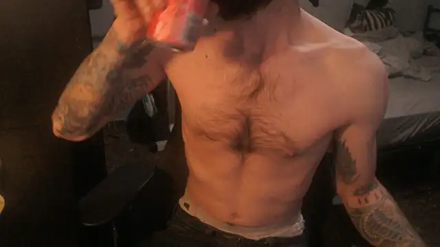 SexxxyLouis online show from March 29, 2026, 10:37 am