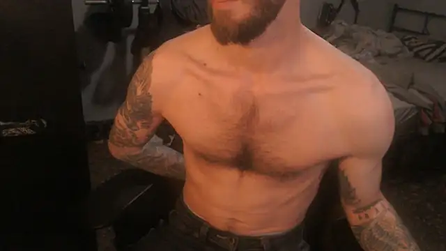 SexxxyLouis online show from April 3, 2026, 9:07 am