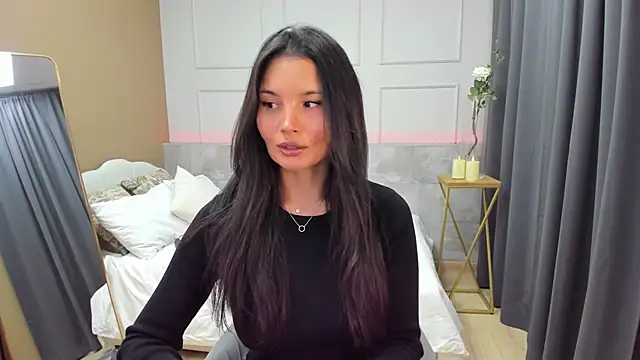 ErikaSoft online show from October 3, 2025, 5:26 am