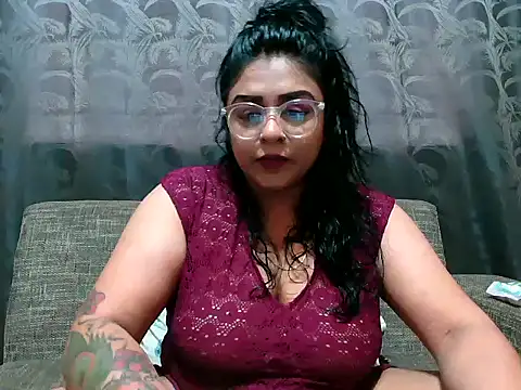 Snapshot of indianishkq7 chatting on December 5, 2024, 12:55 pm indianishkq7 online show from December 5, 2024, 12:55 pm
