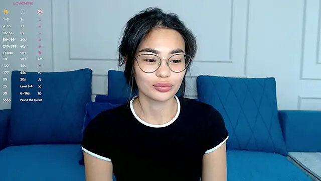 kwana colada online show from October 14, 2025, 9:43 am