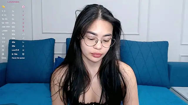 kwana colada online show from April 22, 2026, 9:33 am