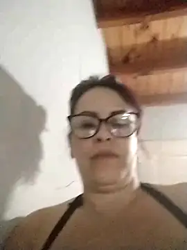 Snapshot of AyantiPonz79 chatting on September 18, 2025, 10:01 pm AyantiPonz79 online show from September 18, 2025, 10:01 pm