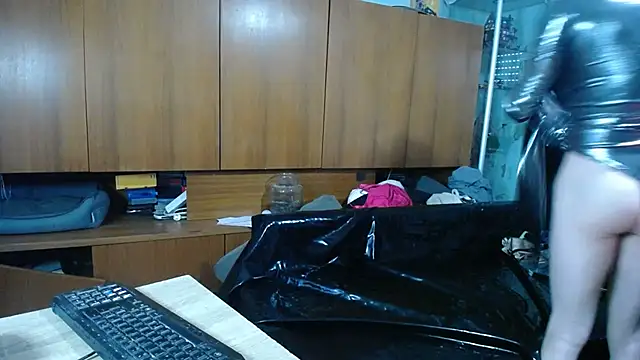 Kinkidani86 online show from July 4, 2026, 5:52 pm