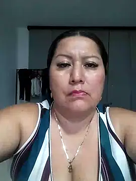 Snapshot of Brenda_Berck_ chatting on January 23, 2025, 12:57 am Brenda Berck online show from January 23, 2025, 12:57 am
