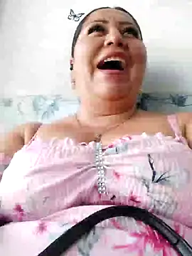Snapshot of Brenda_Berck_ chatting on January 24, 2025, 3:24 pm Brenda Berck online show from January 24, 2025, 3:24 pm