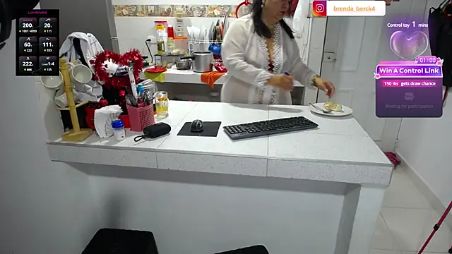 Snapshot of Brenda_Berck_ chatting on January 26, 2025, 10:55 am Brenda Berck online show from January 26, 2025, 10:55 am