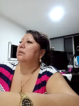 Snapshot of Brenda_Berck_ chatting on January 27, 2025, 1:59 am Brenda Berck online show from January 27, 2025, 1:59 am