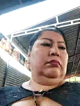 Snapshot of Brenda_Berck_ chatting on January 30, 2025, 2:04 pm Brenda Berck online show from January 30, 2025, 2:04 pm