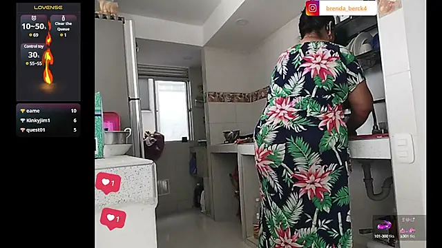 Snapshot of Brenda_Berck_ chatting on February 26, 2025, 3:19 pm Brenda Berck online show from February 26, 2025, 3:19 pm