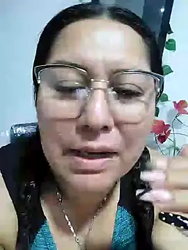Snapshot of Brenda_Berck_ chatting on March 17, 2025, 4:19 am Brenda Berck online show from March 17, 2025, 4:19 am