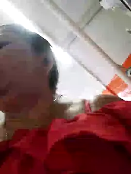 Snapshot of Brenda_Berck_ chatting on March 19, 2025, 2:35 pm Brenda Berck online show from March 19, 2025, 2:35 pm