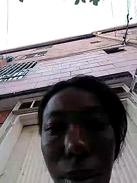 Snapshot of kirajohnson chatting on December 18, 2024, 4:49 pm kirajohnson online show from December 18, 2024, 4:49 pm