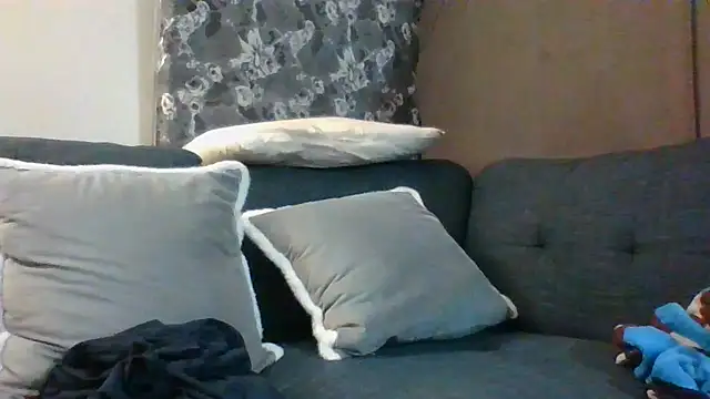 Snapshot of vikki432 chatting on July 11, 2026, 1:41 am vikki432 online show from July 11, 2026, 1:41 am